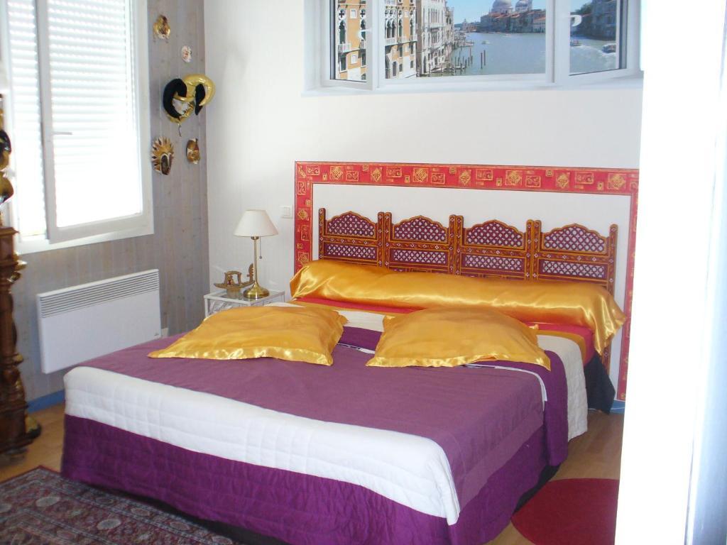 Chambre D'Hotes Dyrslot Bed & Breakfast Saint-Denis-de-Pile Ruang foto